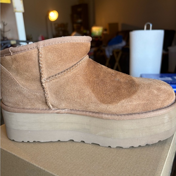 UGG Classic Ultra Mini Boot Women Size 9 - Picture 10 of 11